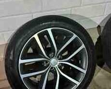 Range Rover disk və təkərləri 285, 40 R22