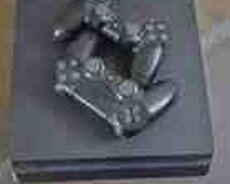 Playstation 4 Slim 1TB