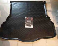 Ford Fusion 2016-2020 baqaj rezini