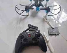 Oyuncaq dronu