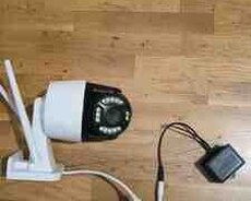 Təhlükəsizlik kamerası