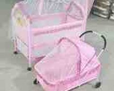 Uşaq arabası və çarpayı dəsti