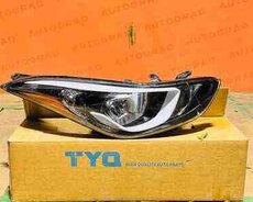 Hyundai Elantra 2014 farası