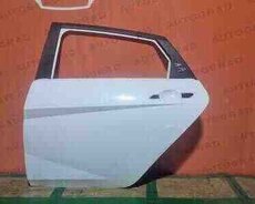 Hyundai Elantra 2021-2023 qapısı