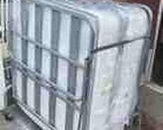 Qatlanan çarpayılar