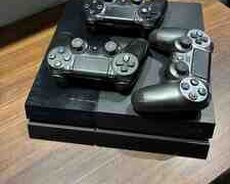 Sony PlayStation 4