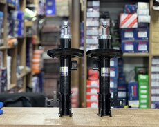 Opel Astra H on amortizator