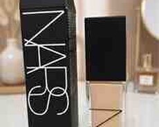 NARS Natural Radiant Longwear Full Coverage Foundation