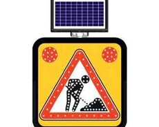 Günəş enerjili yol nişanları