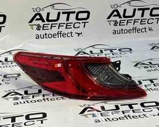 Toyota Camry stop işığı