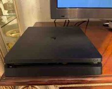 Playstation 4 Slim 1TB