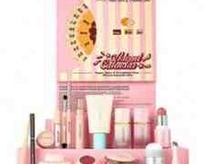 Kosmetika dəsti Sheglam Advent