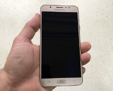 Samsung Galaxy J7 (2016) Gold 16gb/2gb