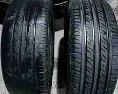 Şinlər 225, 60 R17