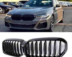 BMW G30 LCI radiator barmaqlığı