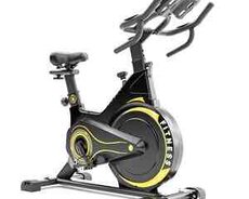 Məşq üçün maqnit nəzarətli şaquli idman velosipedi