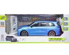 Li 9 elektrik maşını