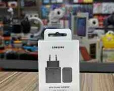 Samsung 45W Super Fast Charging adapter başlığı
