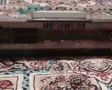 Sintezator Korg pa 800