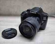 Fotoaparat Canon EOS 1300D + 18-55mm III