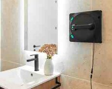 Pəncərə təmizləyən robot