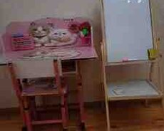 Uşaq masası və oturacağı