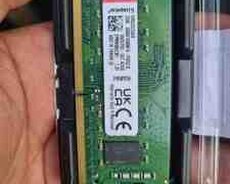 Operativ yaddaş 8GB DDR4 3200 Mhz Kingston