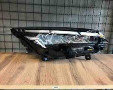 Geely Coolray ön sağ farası