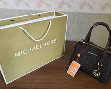 Michael Kors çantası
