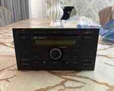 Ford Transit maqnitolası