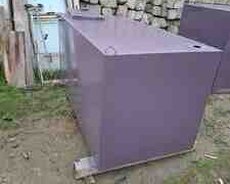 Dəmir su çənləri