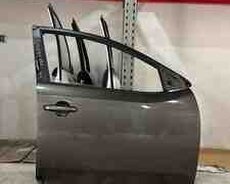 Kia Sorento 2011-2013 qapısı