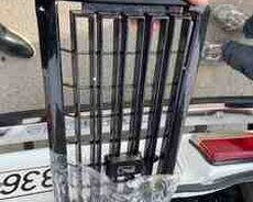 LADA (VAZ) 2107 barmaqlığı