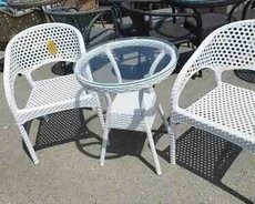 Masa və oturacaqlar