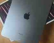 Apple iPad 11Pro (4th generation)
