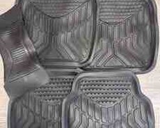 Avtomobil ayaqaltıları