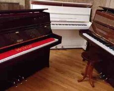 Piano Petrof