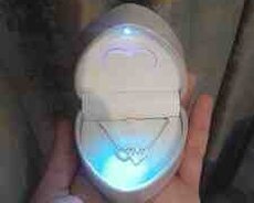 Gümüş boyunbağı