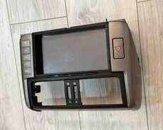 Toyota Prado monitoru