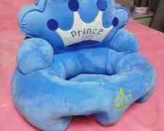 Сидене для ребенка