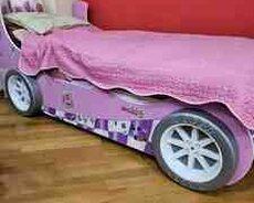 Yataq otağı mebeli