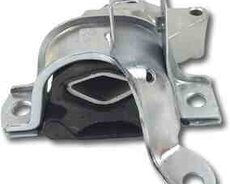 Fiat Doblo mühərrik yastığı