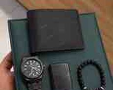 Pul kisəsi və qol saatı dəsti