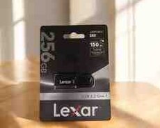 Yaddaş kartı Lexar