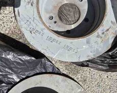 Mercedes W202 ön əyləc diskləri