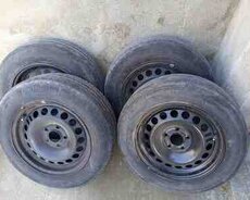 Təkərlər 195, 65 R15