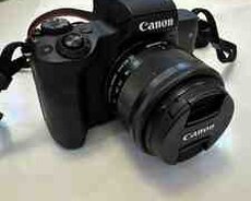 Fotoaparat Canon EOS M50