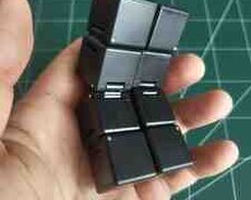 Black metal infinity cube