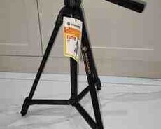 Tripod VANGUARD