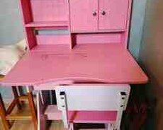 Детский стол со стулом